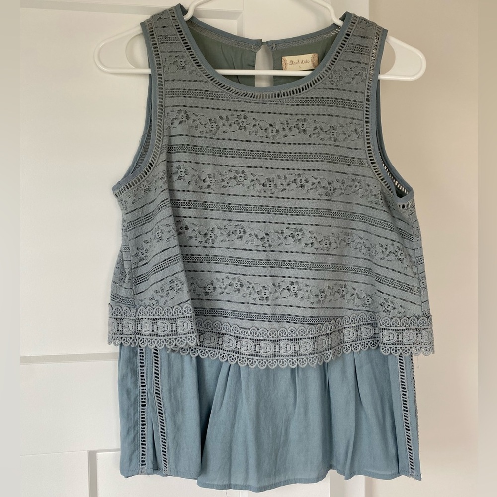 Altar’d State Tiered Peplum Lace Tank Top